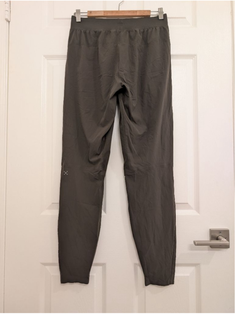 Men's Lululemon Athletica In Mind Pant Fatigue Green Athletic Joggers Size S - Picture 3 of 7
